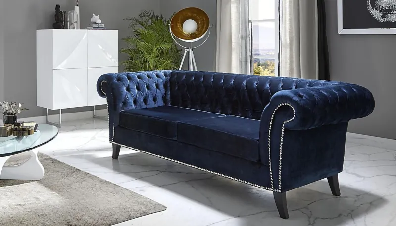 Tapizar sofá Chesterfield en Novelda ✂ · Tapicería a Domicilio en Alicante · Tapicería artesanal para todo tipo de muebles del hogar. También tapicería para mobiliario de oficinas, hoteles y locales Fabricación de Sofás a medida en Alicante